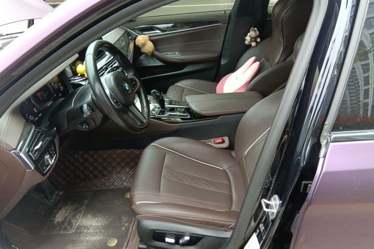 Used BMW 5 Series 2021 525Li M Sport Package Left Front Seat