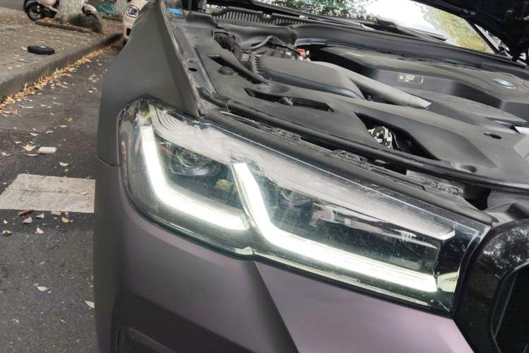 Used BMW 5 Series 2021 530Li Leading Model M Sport Package Right Front Headlight