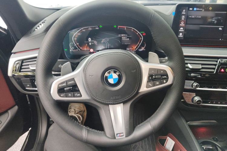 Used BMW 5 Series 2021 530Li Leading Model M Sport Package Steering Wheel