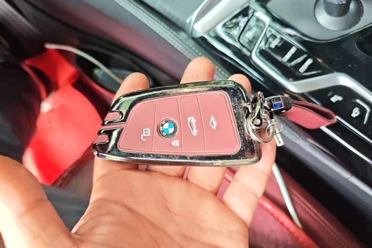 Used BMW 5 Series 2021 530Li Luxury Edition Premium Package Vehicle Key