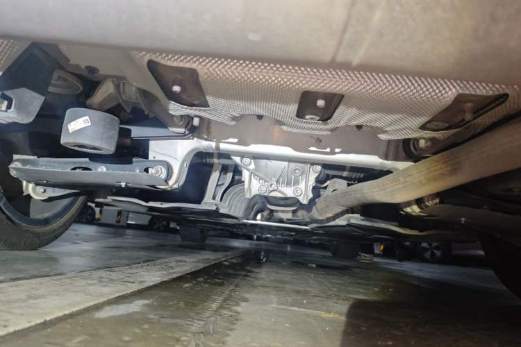 Used BMW 5 Series 2021 525Li M Sport Package Chassis Rear