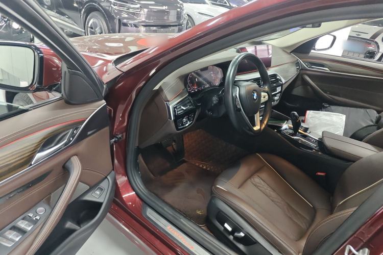 Used BMW 5 Series 2021 Restyled 530Li Leading Edition Luxury Package Driver Seat