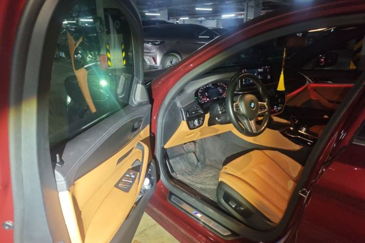 Used BMW 5 Series 2021 525Li M Sport Package Driver Seat