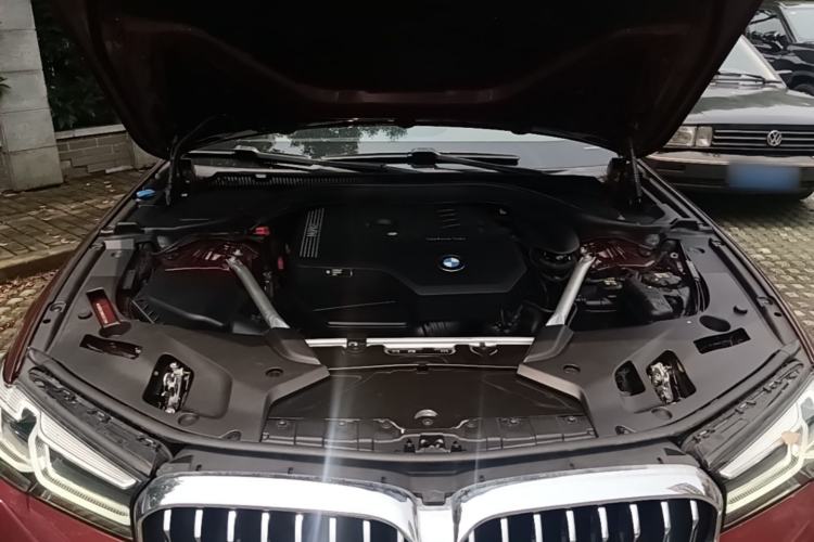 Used BMW 5 Series 2021 530Li Leading Luxury Package Engine Bay