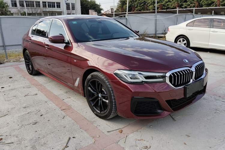 Used BMW 5 Series 2021 525Li M Sport Package Exterior 2