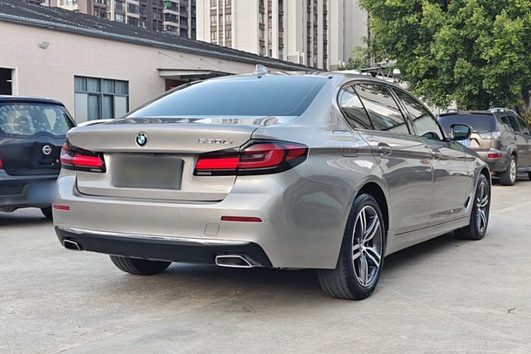 Used BMW 5 Series 2021 Restyled 530Li Leading Edition Luxury Package Exterior 4