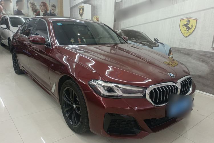 Used BMW 5 Series 2021 525Li M Sport Package Front Right 45 Deg