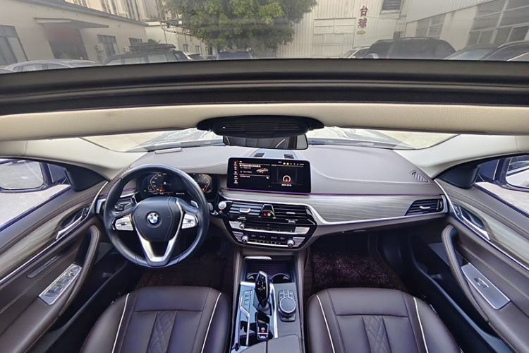 Used BMW 5 Series 2021 Restyled 530Li Leading Edition Luxury Package Gear Lever