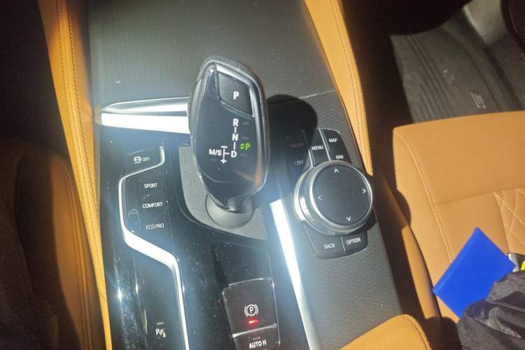 Used BMW 5 Series 2021 525Li M Sport Package Gear Lever