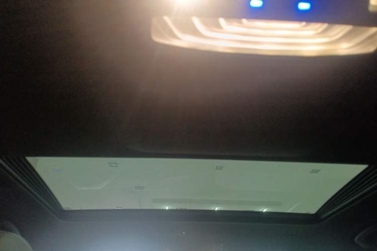 Used BMW 5 Series 2021 525Li M Sport Package Headliner