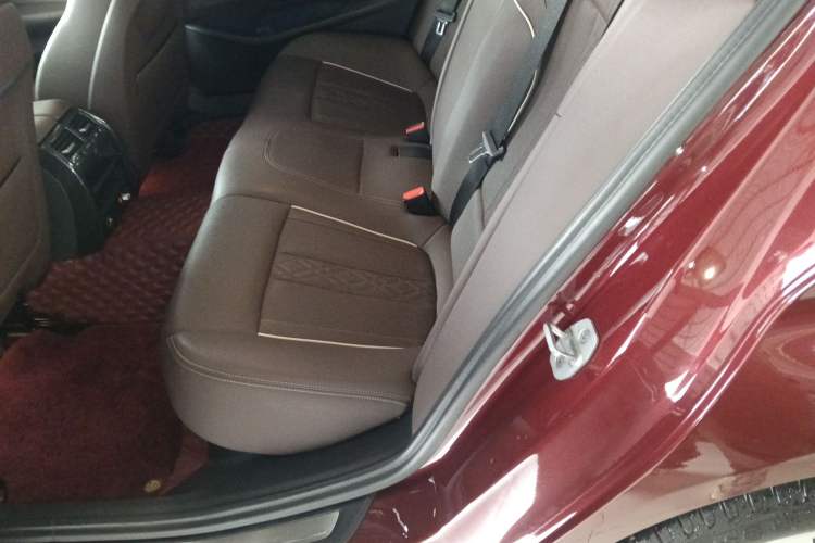 Used BMW 5 Series 2021 525Li Luxury Package Interior 4