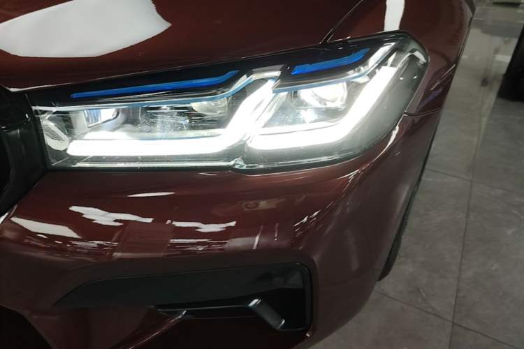 Used BMW 5 Series 2021 530Li Executive Luxury Package Left Front Headlight