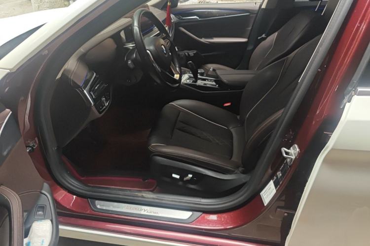 Used BMW 5 Series 2021 525Li Luxury Package Left Front Seat