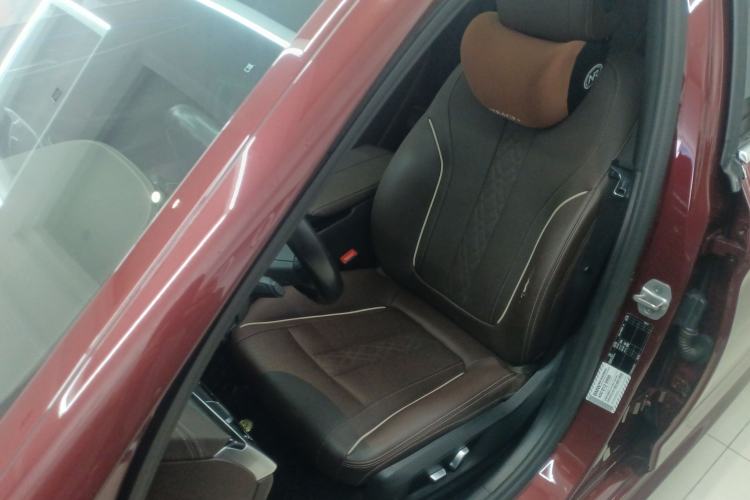Used BMW 5 Series 2021 525Li M Sport Package Left Front Seat