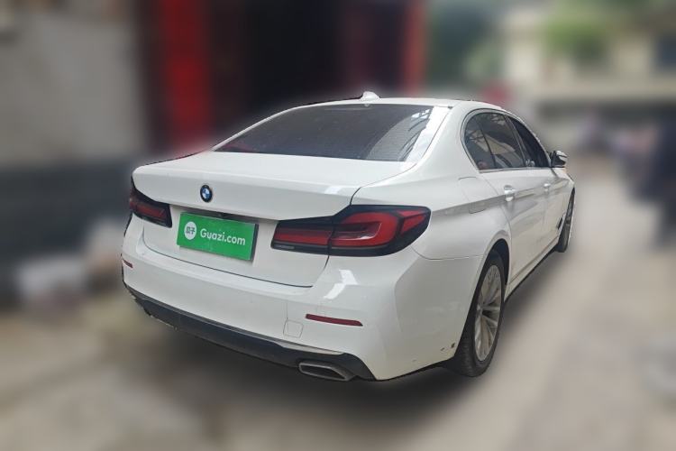 Used BMW 5 Series 2021 525Li Luxury Package Rear Right 45 Deg