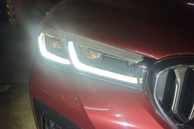 Used BMW 5 Series 2021 525Li M Sport Package Right Front Headlight
