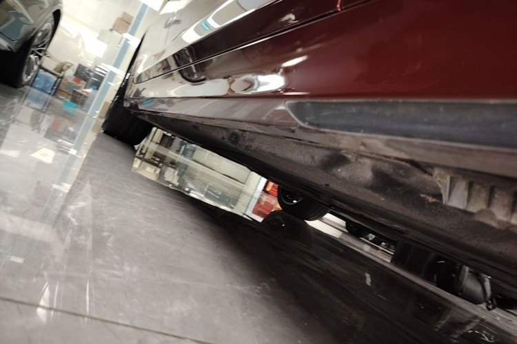 Used BMW 5 Series 2021 530Li Executive Luxury Package Right Side Sill