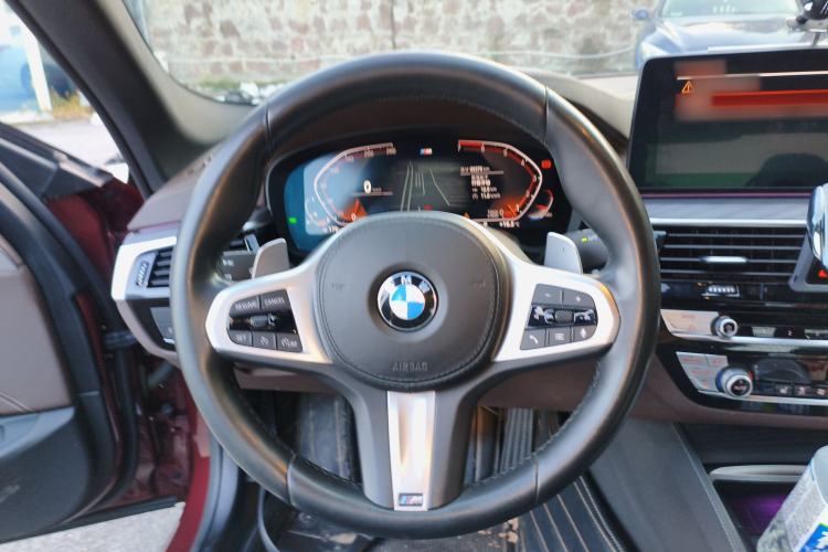Used BMW 5 Series 2021 530Li Leading Model M Sport Package Steering Wheel