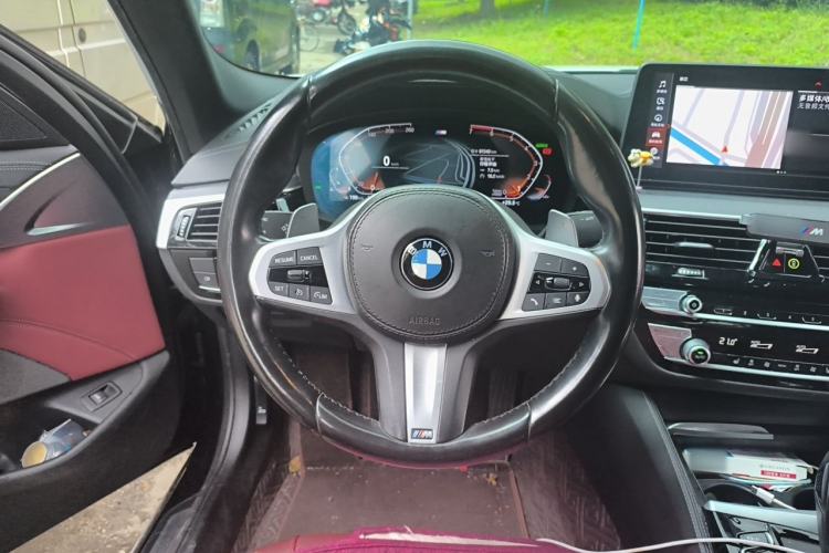 Used BMW 5 Series 2021 Facelifted 530Li Leading Edition M Sport Package Steering Wheel