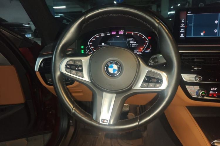 Used BMW 5 Series 2021 525Li M Sport Package Steering Wheel