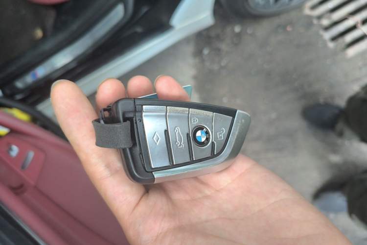 Used BMW 5 Series 2021 Facelifted 530Li Leading Edition M Sport Package Vehicle Key