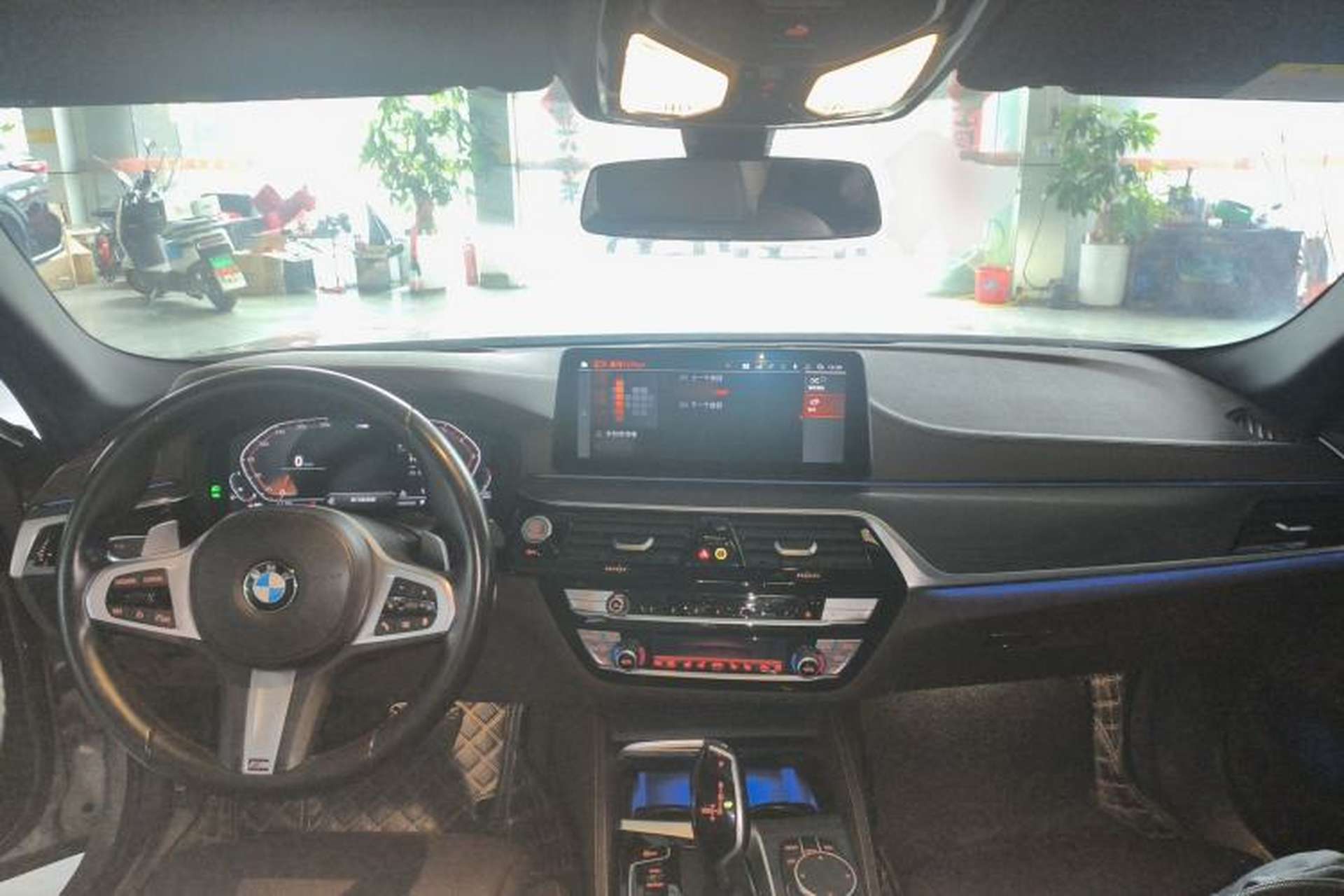 Used BMW 5 Series 2021 Restyled 530Li Luxury Edition M Sport Package Center Console