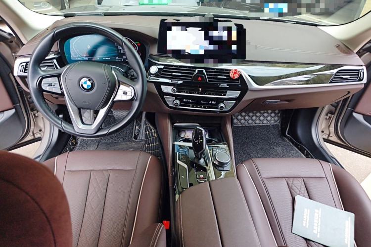 Used BMW 5 Series 2021 Updated Version 525Li Luxury Package Center Console