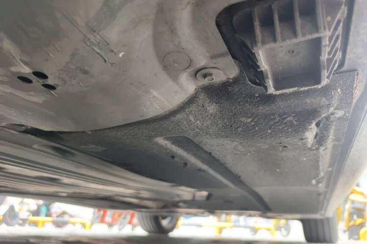 Used BMW 5 Series 2021 530Li Luxury Edition M Sport Package Chassis Front Left