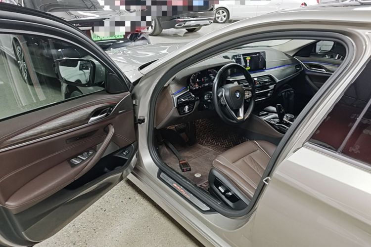 Used BMW 5 Series 2021 530Li Leading Luxury Package Driver Seat