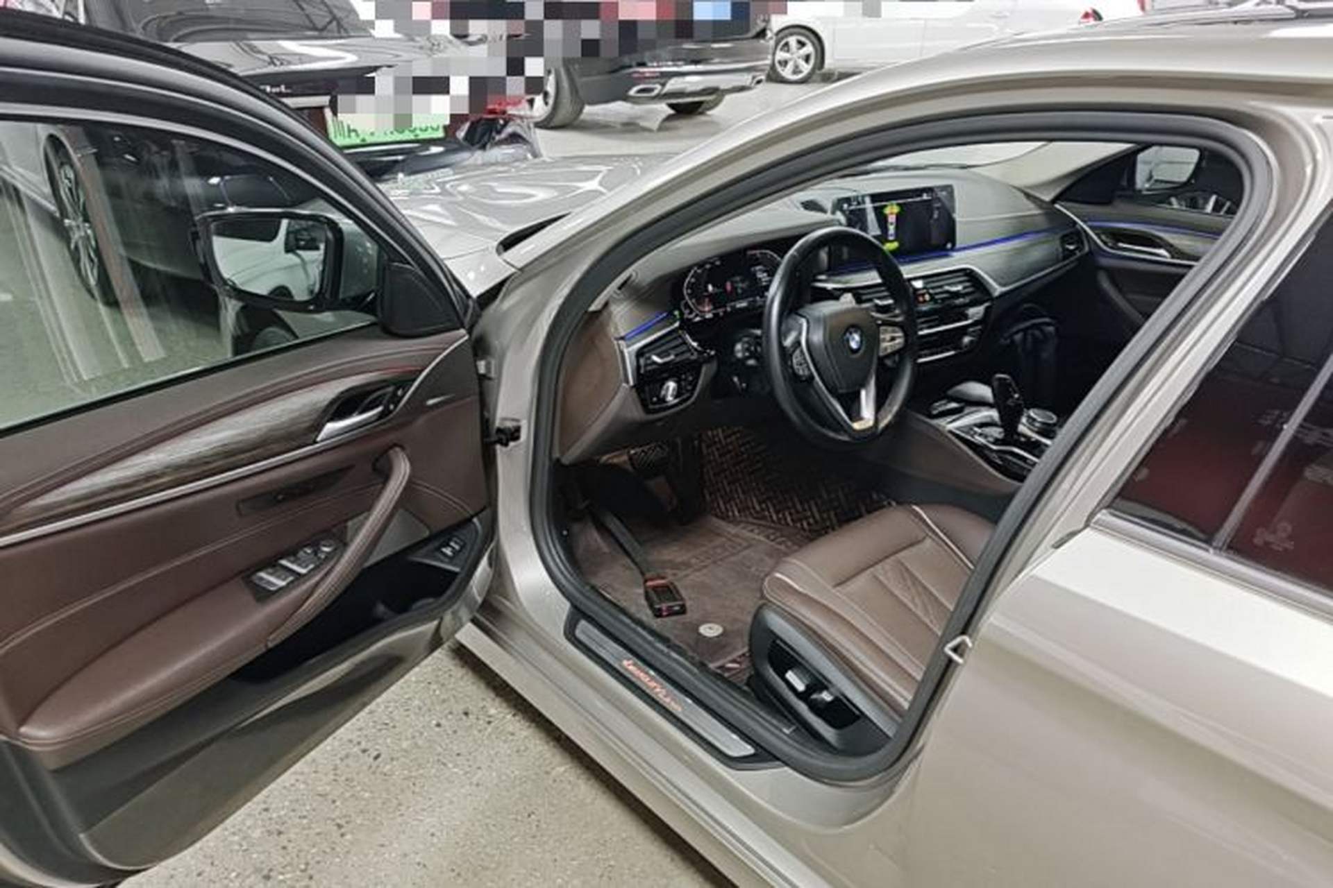 Used BMW 5 Series 2021 530Li Leading Luxury Package Driver Seat