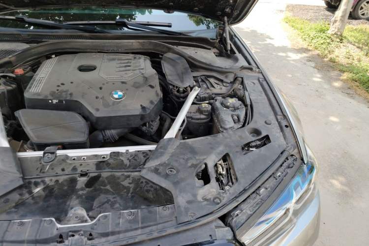 Used BMW 5 Series 2021 530Li Leading Model M Sport Package Engine Bay Left
