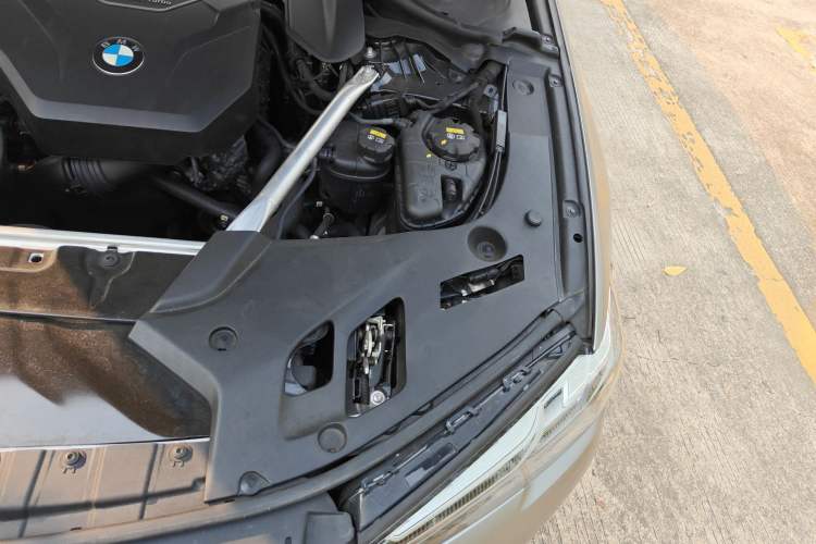Used BMW 5 Series 2021 530Li Executive Luxury Package Engine Bay Left