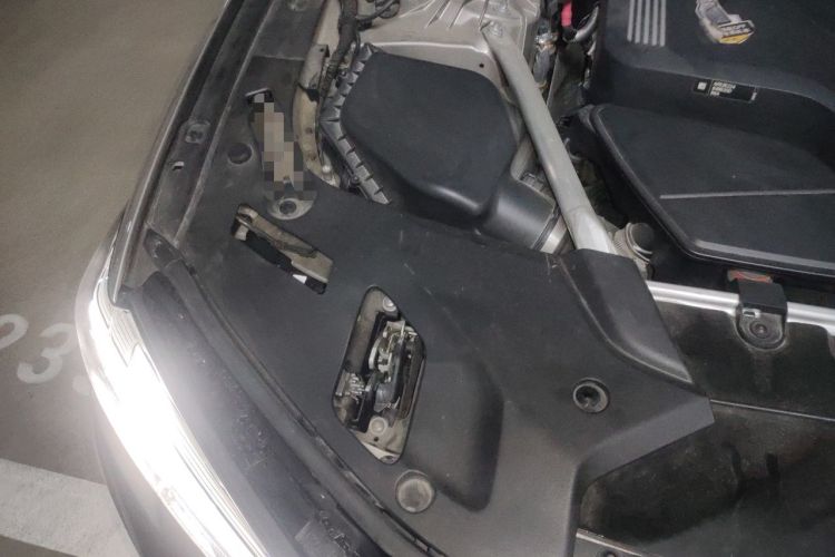 Used BMW 5 Series 2021 530Li Leading Luxury Package Engine Bay Right