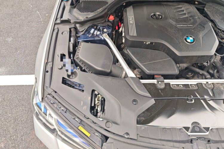 Used BMW 5 Series 2021 530Li Executive M Sport Package Engine Bay Right