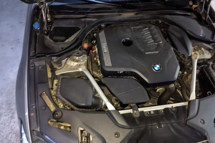 Used BMW 5 Series 2021 Updated Version 525Li Luxury Package Engine Bay Right