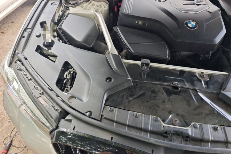 Used BMW 5 Series 2021 530i M Sport Package Engine Bay Right