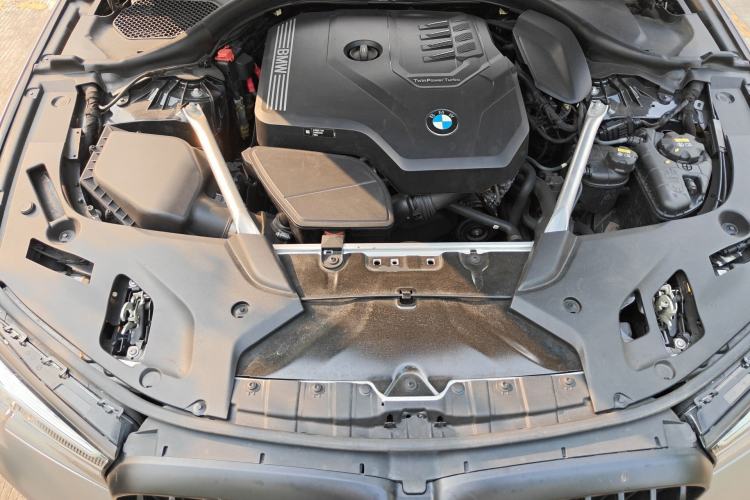 Used BMW 5 Series 2021 530Li Executive Luxury Package Engine Bay
