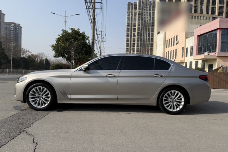 Used BMW 5 Series 2021 525Li Luxury Package Exterior 3