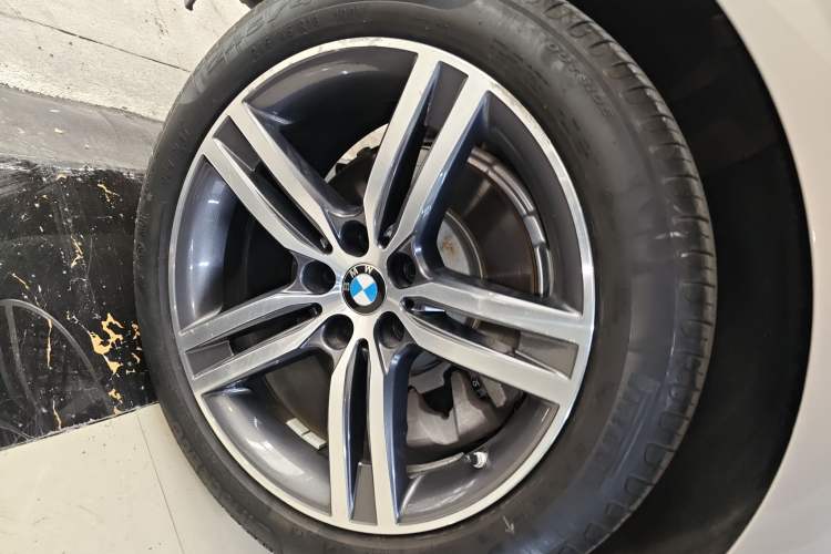 Used BMW 5 Series 2021 530Li Leading Luxury Package Exterior 5
