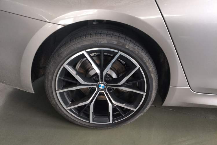 Used BMW 5 Series 2021 Restyled 530Li Luxury Edition M Sport Package Exterior 5