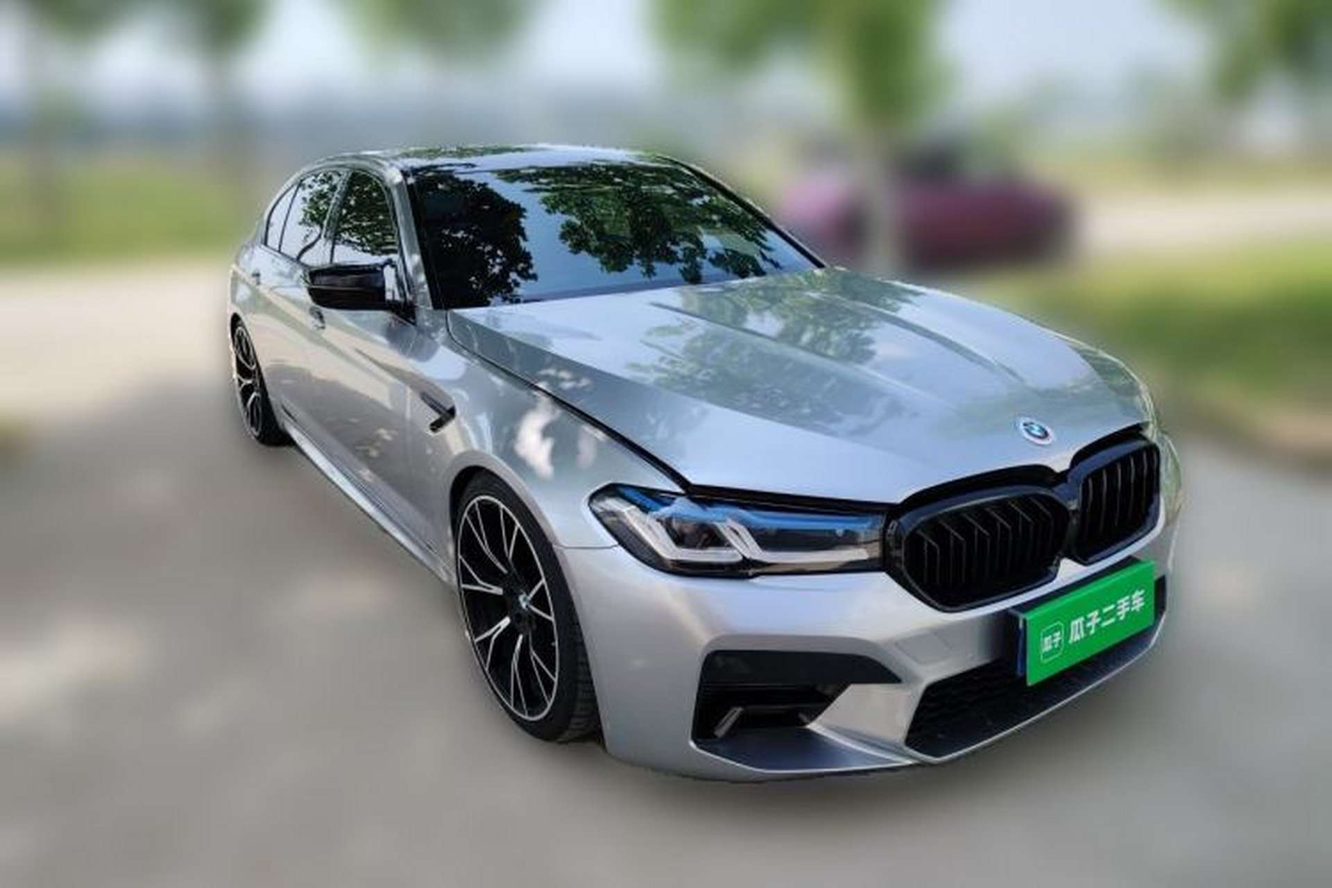 Used BMW 5 Series 2021 530Li Leading Model M Sport Package Front Right 45 Deg