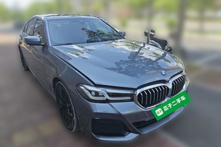 Used BMW 5 Series 2021 530i M Sport Package Front Right 45 Deg