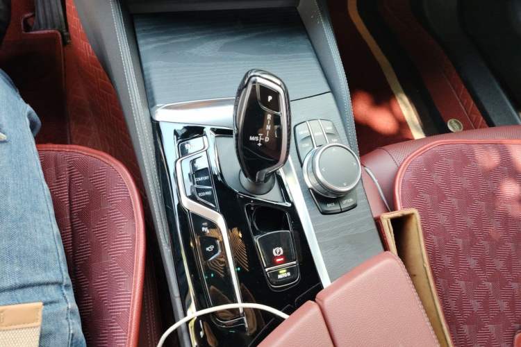 Used BMW 5 Series 2021 530Li Leading Model M Sport Package Gear Lever