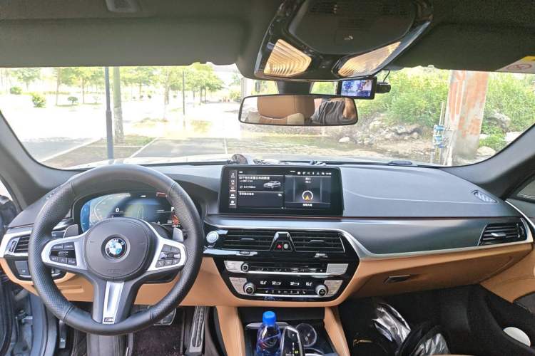 Used BMW 5 Series 2021 530i M Sport Package Headliner