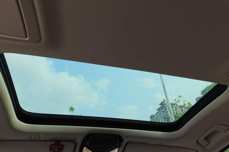 Used BMW 5 Series 2021 530Li Executive Luxury Package Headliner