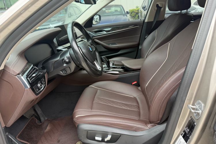 Used BMW 5 Series 2021 Updated Version 525Li Luxury Package Interior 4