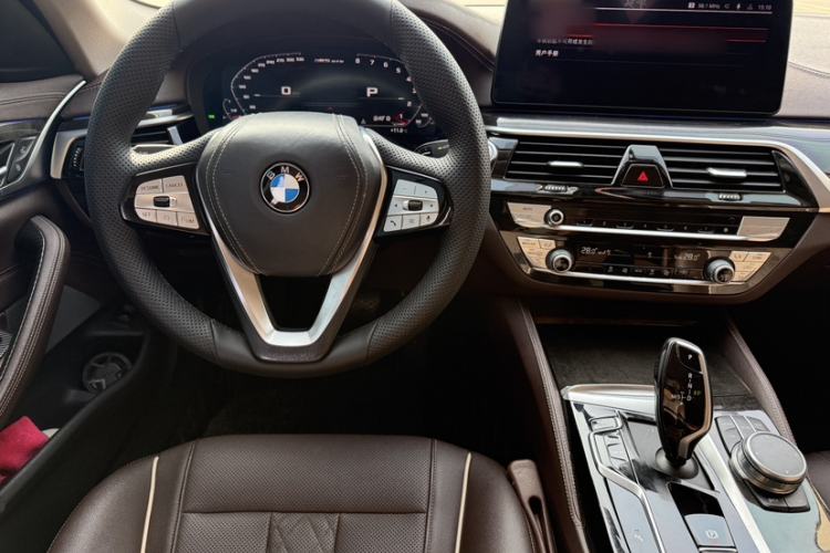 Used BMW 5 Series 2021 525Li Luxury Package Interior 6