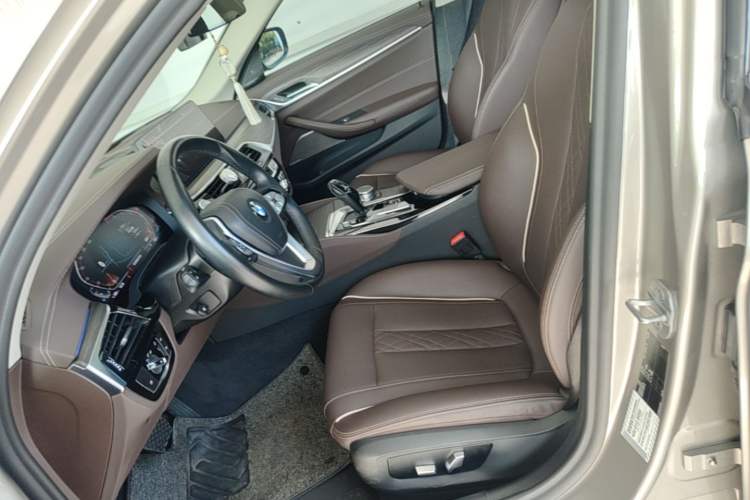 Used BMW 5 Series 2021 530Li Leading Luxury Package Left Front Seat