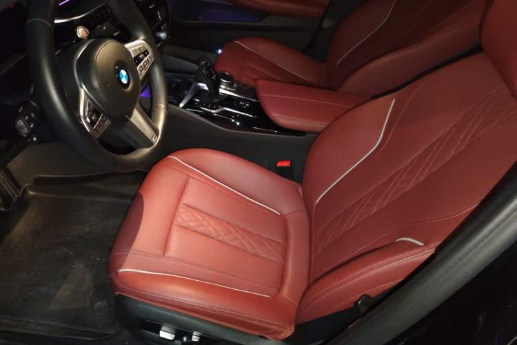 Used BMW 5 Series 2021 525Li M Sport Package Left Front Seat