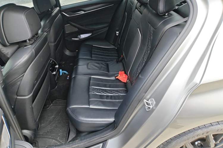 Used BMW 5 Series 2021 Restyled 540i Sport Line with M Sports Package Left Rear Seat